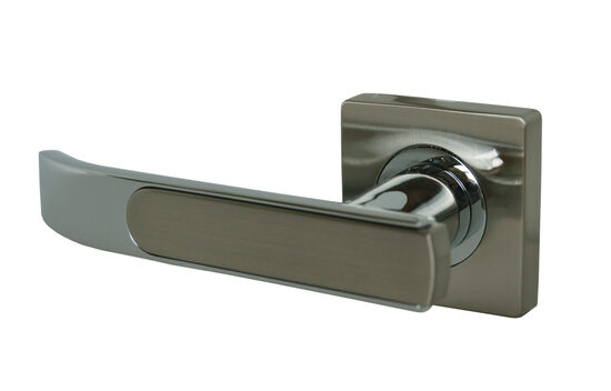 Iekšdurvju rokturis ARCHIE AH43A166-78 – niķelis ar hroma akcentiem, kvadrātveida rozete